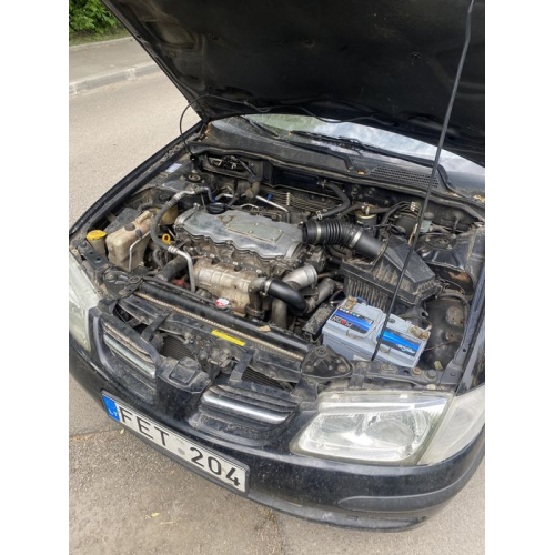 Двигун Nissan Almera n16 YD22DDT, 2002 рік, 2.2 л, дизель. Двигун Nissan Almera n16 YD22DDT, 2002 рік, 2.2 л, дизель.
