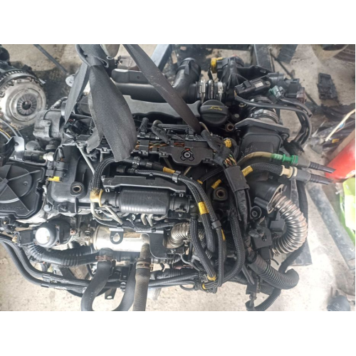Двигун Peugeot 1,6 HDI, DV6TED4, 2004, 1560 см³, дизель. Двигун Peugeot 1,6 HDI, DV6TED4, 2004, 1560 см³, дизель.
