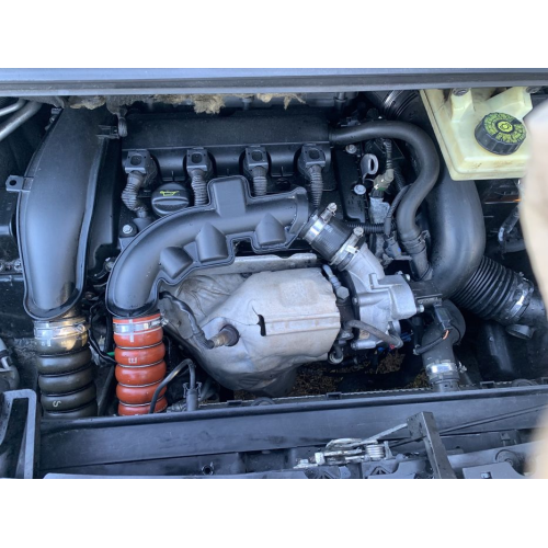 Двигун EP6 CDT 1.6 THP 5F02 для Peugeot 3008 5008 та Citroën. Двигун EP6 CDT 1.6 THP 5F02 для Peugeot 3008 5008 та Citroën.