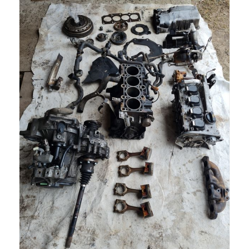 Двигун AGU 1.8 20V бензин для SKODA VW AUDI, гбц, коробка кпп. Двигун AGU 1.8 20V бензин для SKODA VW AUDI, гбц, коробка кпп.