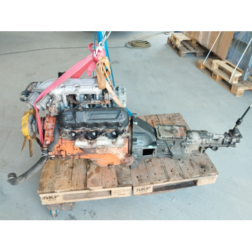 Двигун 2,4 V6 для Ford Granada, Sierra, Scorpio. Рік випуску - не вказано. Об'єм - 2,4 літра. Паливо - бензин. Двигун 2,4 V6 для Ford Granada, Sierra, Scorpio. Рік випуску - не вказано. Об'єм - 2,4 літра. Паливо - бензин.