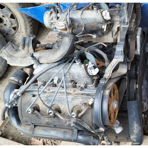 Двигун Audi A4 2.5 TDI AKE 150л.с. 2001 2.5л дизель.