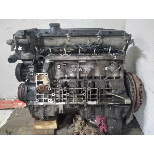 Двигун BMW M52B25 бензин, 2.5 л, 1995 рік. Двигун BMW M52B25 бензин, 2.5 л, 1995 рік.