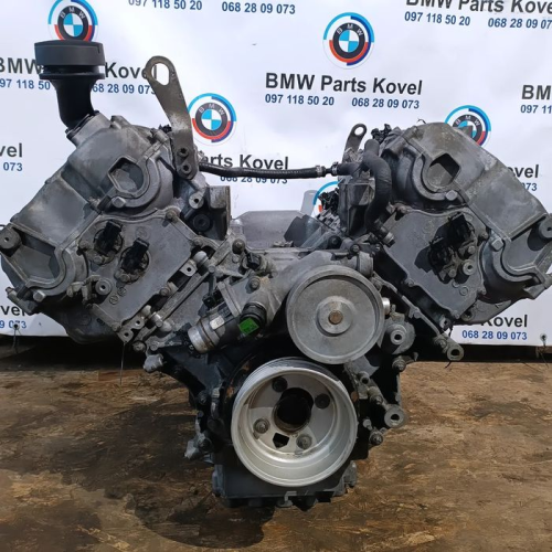 Двигун BMW N63B44A, модель N63, випущений у 2011 році, об'єм 4.4 літра, бензиновий. Двигун BMW N63B44A, модель N63, випущений у 2011 році, об'єм 4.4 літра, бензиновий.