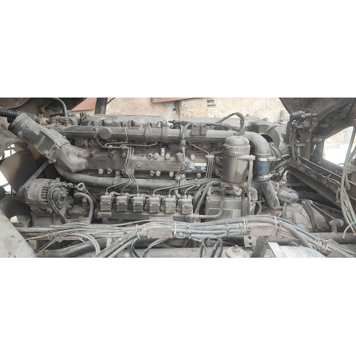 Двигун DAF 95.480, модель Euro 3, випущений у 2003 році, об'єм 12,6 літра, працює на дизельному паливі.