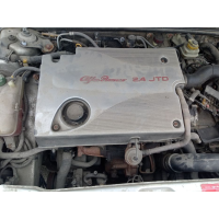Двигун Alfa Romeo 156 2.4 турбодизель, 2003, 2.4 л, дизель. Доступні запчастини українською за правилами мерчант гугл.