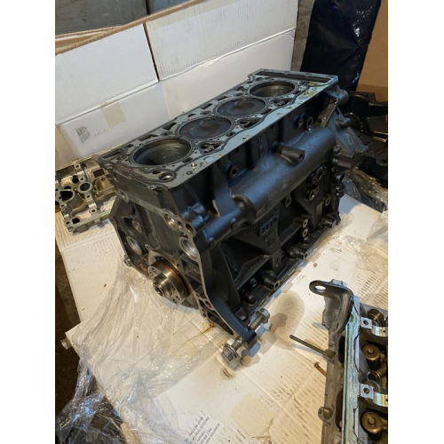 Двигун Volkswagen 2.0 TSI CBFA, блок циліндрів, 2010 рік, бензин, об'єм 2.0 л. Двигун Volkswagen 2.0 TSI CBFA, блок циліндрів, 2010 рік, бензин, об'єм 2.0 л.