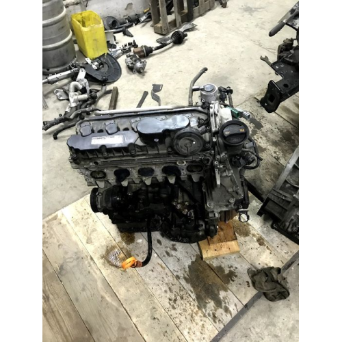 Двигун Volkswagen Passat B7 2,5 бензин 2014 р. 2,5 л, бензин. Двигун Volkswagen Passat B7 2,5 бензин 2014 р. 2,5 л, бензин.