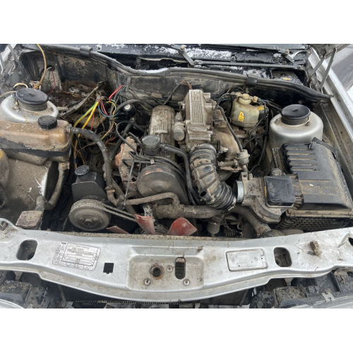 Двигун Ford OHC 2.0 для Scorpio, Sierra, Transit. Рік випуску - не вказано. Об'єм двигуна - 2.0 літра. Паливо - бензин. Двигун Ford OHC 2.0 для Scorpio, Sierra, Transit. Рік випуску - не вказано. Об'єм двигуна - 2.0 літра. Паливо - бензин.