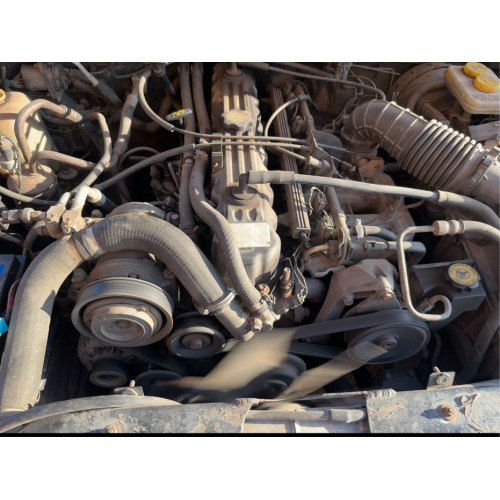 Двигун Jeep Grand Cherokee ZJ 4.0 бензин, 1993 рік, об'єм 4.0 л. Двигун Jeep Grand Cherokee ZJ 4.0 бензин, 1993 рік, об'єм 4.0 л.