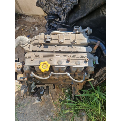 Двигун Chrysler VM Motori A630, 2,5 л турбодизель, встановлений на Alfa Romeo. Випущений у 2002 році. Двигун Chrysler VM Motori A630, 2,5 л турбодизель, встановлений на Alfa Romeo. Випущений у 2002 році.