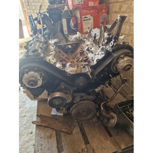 Двигун Lexus LX470, модель 2UZ-FE, 2002 рік, об'єм 4.7 літра, бензин. Двигун Lexus LX470, модель 2UZ-FE, 2002 рік, об'єм 4.7 літра, бензин.