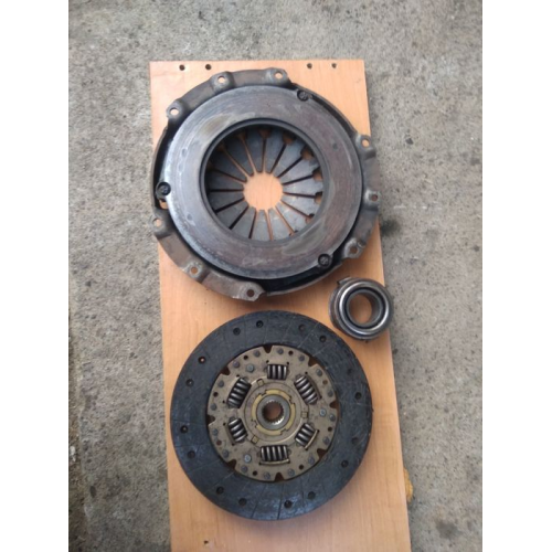 Двигун Mazda 626 GF 1,8, 1997 рік, бензин, об'єм 1,8 л. Двигун Mazda 626 GF 1,8, 1997 рік, бензин, об'єм 1,8 л.