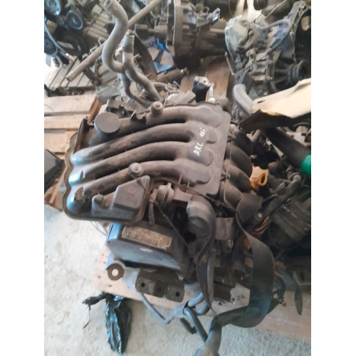 Двигун Volkswagen AKL 1.6 бензин 1996 р. Двигун Volkswagen AKL 1.6 бензин 1996 р.