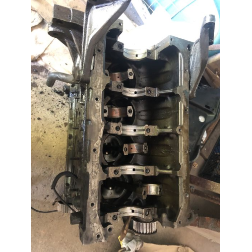 Двигун Opel Omega B 2.0 16V, 1994 рік, бензин, об'єм 2.0 литра. Двигун Opel Omega B 2.0 16V, 1994 рік, бензин, об'єм 2.0 литра.