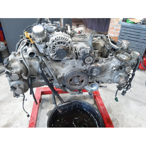 Двигун Subaru FA20, блок циліндрів, 2012, 2.0 л, бензин. Головка блоку циліндрів, картер, поршні, колінчастий вал, масляний насос. Двигун Subaru FA20, блок циліндрів, 2012, 2.0 л, бензин. Головка блоку циліндрів, картер, поршні, колінчастий вал, масляний насос.