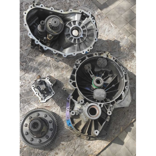 МКПП Volkswagen Sharan, 2015 рік, 2.0 л двигун, бензин. МКПП Volkswagen Sharan, 2015 рік, 2.0 л двигун, бензин.