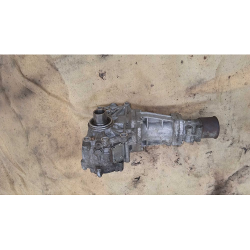 Раздаточная коробка MITSUBISHI OUTLANDER XL 2.4 бензин 3200A067: Агрегат - раздаточная коробка, модель - OUTLANDER XL, рік випуску - не вказано, об'єм двигуна - 2.4 л, паливо - бензин. Раздаточная коробка MITSUBISHI OUTLANDER XL 2.4 бензин 3200A067: Агрегат - раздаточная коробка, модель - OUTLANDER XL, рік випуску - не вказано, об'єм двигуна - 2.4 л, паливо - бензин.