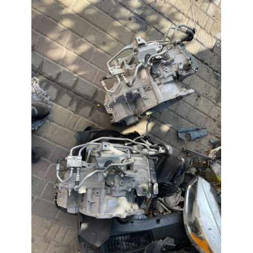 Коробка передач автоматична для Ford Kuga Escape 2,0 1,5 Ecoboost, 2019 року, бензиновий двигун. Коробка передач автоматична для Ford Kuga Escape 2,0 1,5 Ecoboost, 2019 року, бензиновий двигун.