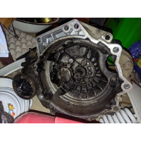 Двигун Volkswagen Golf 4 1.6 бензин МКПП, випущений в Україні.