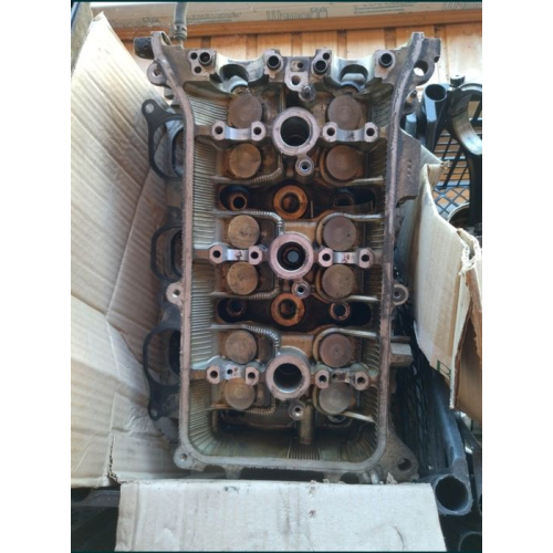 Головки блоку циліндрів двигуна Toyota 1GR-FE 4,0 2002 бензин FJ Cruiser Prado120 4Runner. Головки блоку циліндрів двигуна Toyota 1GR-FE 4,0 2002 бензин FJ Cruiser Prado120 4Runner.
