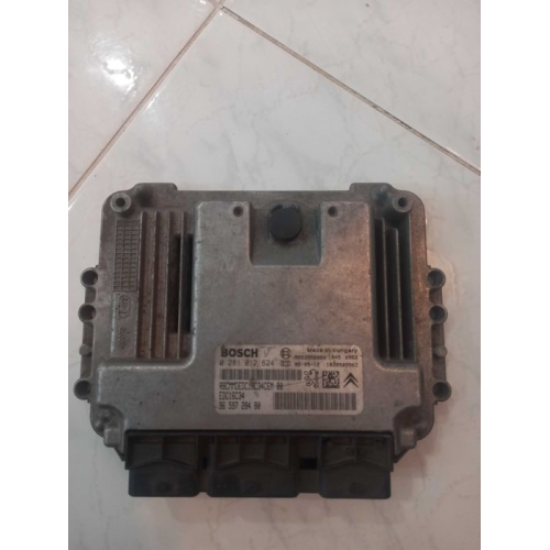 Блок управління Citroen, Peugeot Bosh 281 012 624, 2015 рік, 1.6 л, бензин. Блок управління Citroen, Peugeot Bosh 281 012 624, 2015 рік, 1.6 л, бензин.