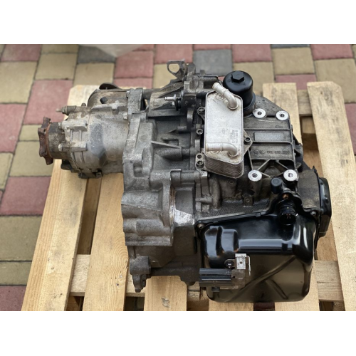 Коробка DSG 250 4/4 Volkswagen Golf VII 2019 2.0 л бензин Коробка DSG 250 4/4 Volkswagen Golf VII 2019 2.0 л бензин