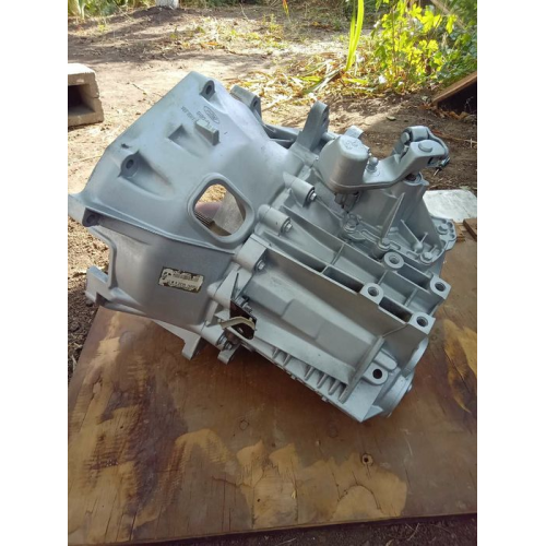 Коробка передач Ford Transit 2002, 2.4 л дизель. Коробка передач Ford Transit 2002, 2.4 л дизель.