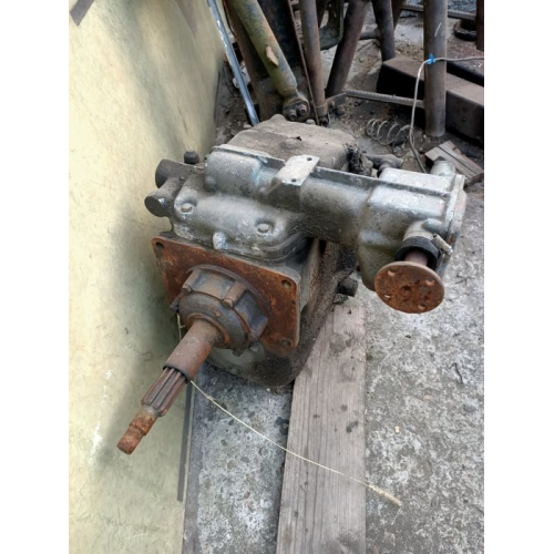 Коробка передач Mercedes OM 352-366, 1970-1990, 5-6 ступенів, дизель. Коробка передач Mercedes OM 352-366, 1970-1990, 5-6 ступенів, дизель.