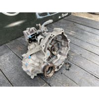 коробка мкпп 1.4 1.6 FSI MPI FXQ 5-тиступка пассат б6 golf 5 skoda A5