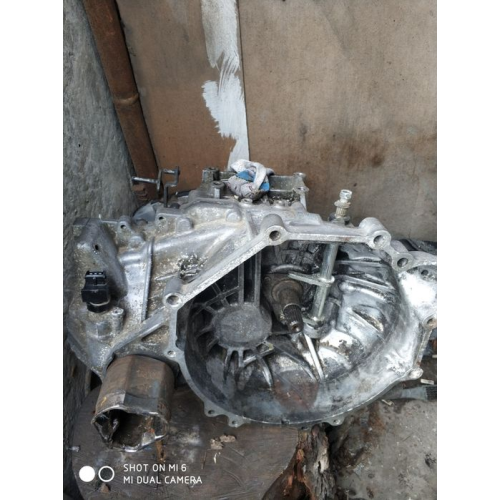 Коробка передач 5-ступенева на Hyundai Sonata 2000, 2.0 л, бензин. Коробка передач 5-ступенева на Hyundai Sonata 2000, 2.0 л, бензин.