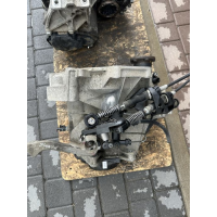 Коробка передач Skoda Fabia 1.4 2008 1.4 л бензин. Volkswagen Polo 1.6 2010 1.6 л дизель.