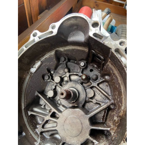 Коробка передач Hyundai i30, 2015 рік, 1.6 л, бензин. Коробка передач Hyundai i30, 2015 рік, 1.6 л, бензин.