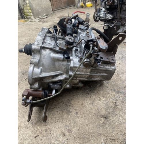 Коробка передач Kia Sid Accent 1.5 дизель, 2008 рік, об'єм двигуна 1.5 літра, паливо - дизель. Коробка передач Kia Sid Accent 1.5 дизель, 2008 рік, об'єм двигуна 1.5 літра, паливо - дизель.