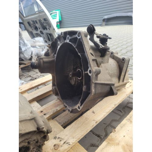 Коробка передач КПП Volkswagen Transporter T4 2.5 2002р, об'єм двигуна 2.5 л, паливо - дизель. Коробка передач КПП Volkswagen Transporter T4 2.5 2002р, об'єм двигуна 2.5 л, паливо - дизель.