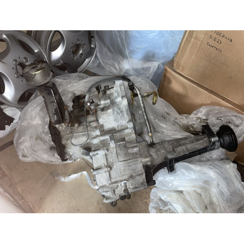Коробка передач КПП Volkswagen Transporter T4 Коробка передач КПП Volkswagen Transporter T4