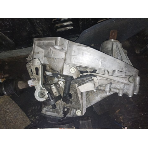 Коробка передач VW Transporter T5 1.9TDI, 2008 рік, дизель, 1.9 л. Коробка передач VW Transporter T5 1.9TDI, 2008 рік, дизель, 1.9 л.