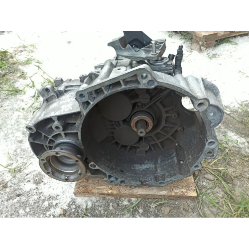 Коробка передач механічна Volkswagen Passat B6 2.0tdi