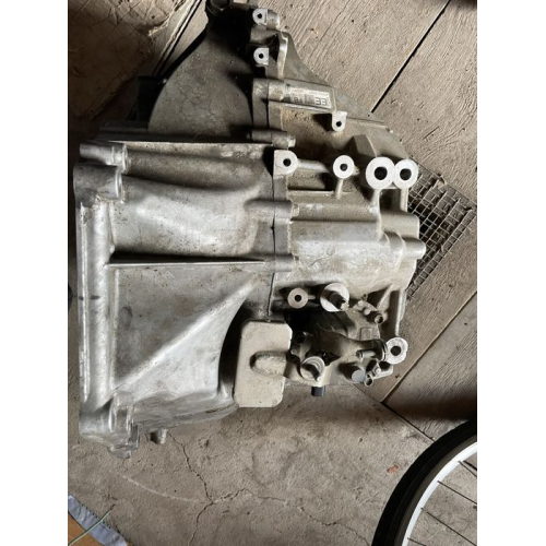 Коробка передач МКП Mazda 6 GJ 2015, 2.0 л бензин. Коробка передач МКП Mazda 6 GJ 2015, 2.0 л бензин.