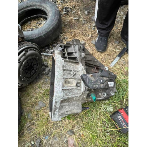Коробка передач (МКПП) Renault Scenic 3 7701700574 Коробка передач (МКПП) Renault Scenic 3 7701700574
