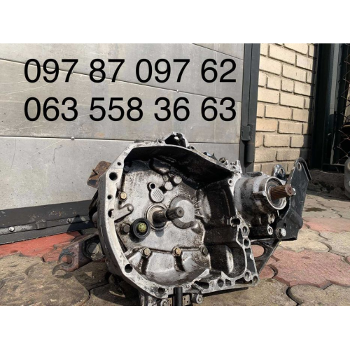 Коробка передач Renault Laguna I 1.8 8V 7700599939 Коробка передач Renault Laguna I 1.8 8V 7700599939