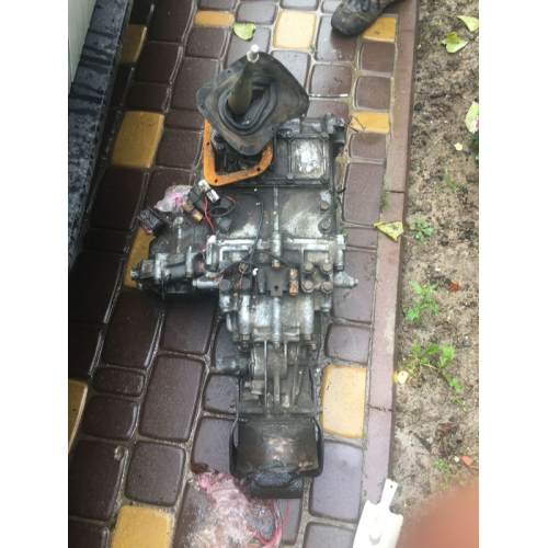 Коробка роздаточна для Mitsubishi Pajero Sport, модель V5A51, 2015 рік, об'єм двигуна 3.0 л, паливо - бензин. Коробка роздаточна для Mitsubishi Pajero Sport, модель V5A51, 2015 рік, об'єм двигуна 3.0 л, паливо - бензин.