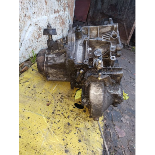 КПП коробка передач на Пежо 405 КПП коробка передач на Пежо 405