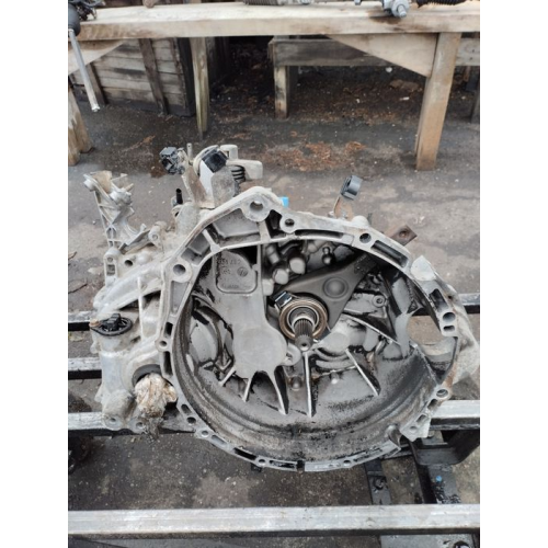 КПП Nissan Primera P12 2.2 DCI (ND6R) 6-ти ступка 2003 рік дизель 2.2 л. КПП Nissan Primera P12 2.2 DCI (ND6R) 6-ти ступка 2003 рік дизель 2.2 л.
