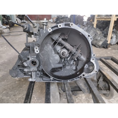 КПП коробка передач Peugeot Boxer 2.5td 20UE00 КПП коробка передач Peugeot Boxer 2.5td 20UE00