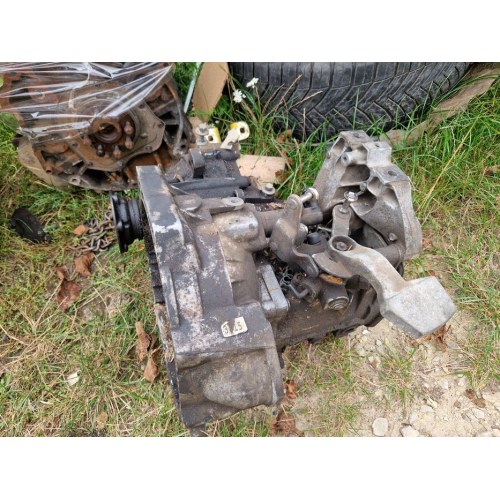 КПП VW Caddy 1.9 tdi JCY 5 передач, 2005 рік, дизель, 1.9 л. КПП VW Caddy 1.9 tdi JCY 5 передач, 2005 рік, дизель, 1.9 л.