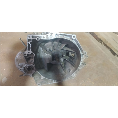 КПП для Citroen Peugeot: коробка передач, 5-ступінчаста, 2015 рік, 1.6 літра, бензин.