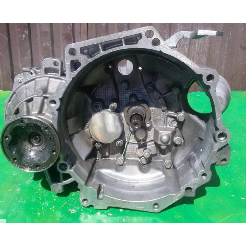 Механічна коробка передач Skoda octavia a7 1.6 6-ступка мкп