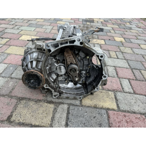 Механическая коробка передач МКПП 2.0FSI Volkswagen Passat B6 Механическая коробка передач МКПП 2.0FSI Volkswagen Passat B6