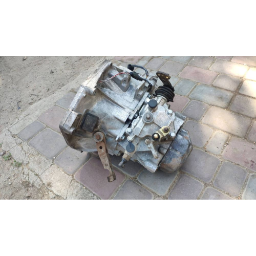 МКПП 5-ступка.Fiat Punto 1.2i